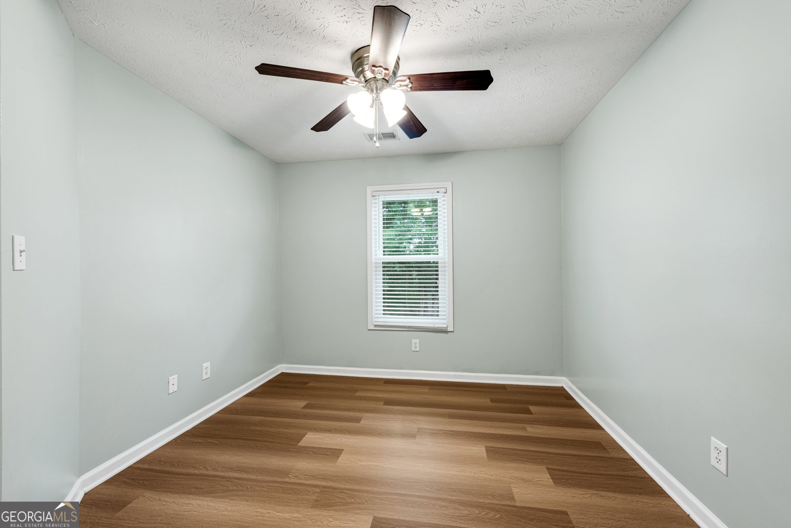 138 Eagle Glen Drive Woodstock - Photo 28