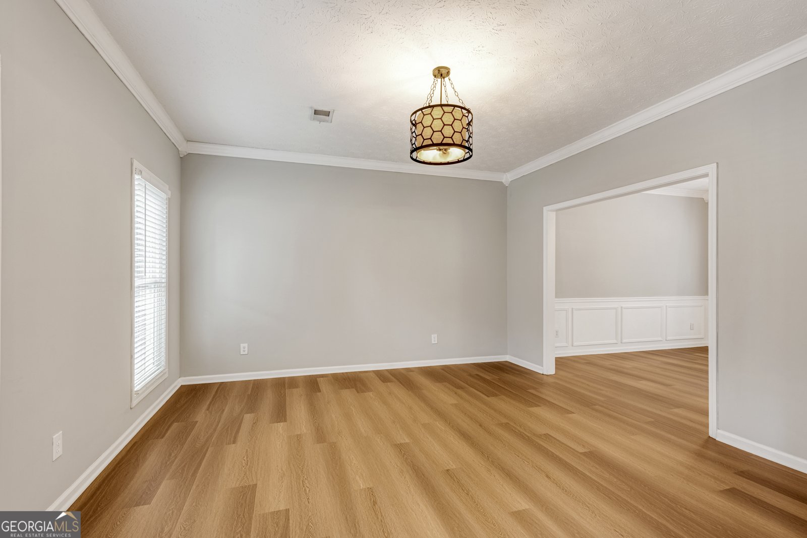 138 Eagle Glen Drive Woodstock - Photo 6