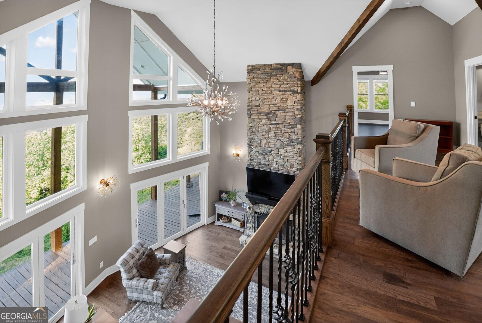 945 Hickory Nut Mountain Road Clarkesville - Photo 17