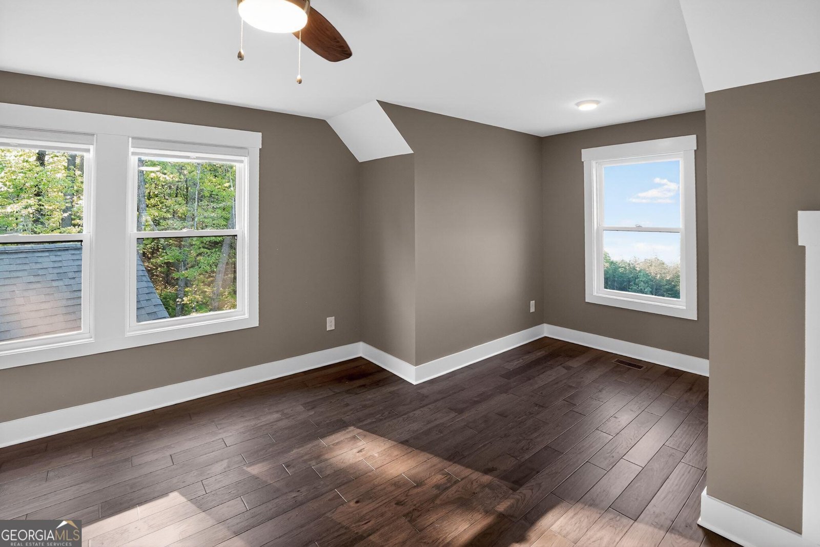 945 Hickory Nut Mountain Road Clarkesville - Photo 21