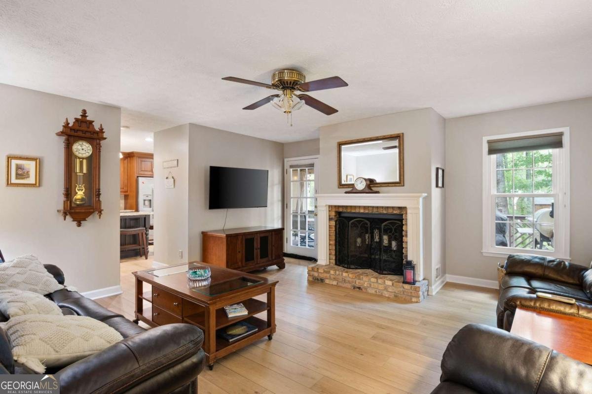 2058 Shillingwood Drive Kennesaw - Photo 11