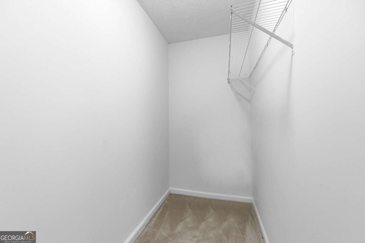 812 Vinings Forest Lane Smyrna - Photo 15