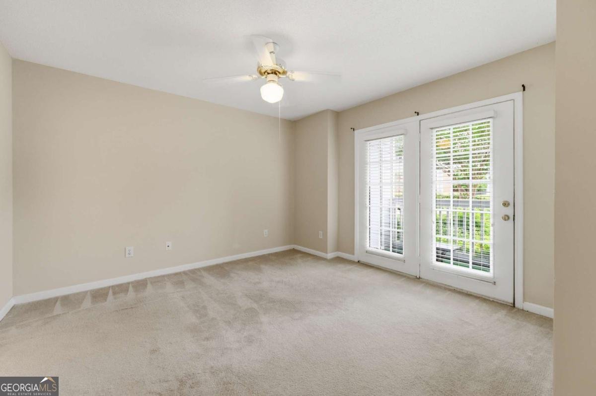 812 Vinings Forest Lane Smyrna - Photo 16