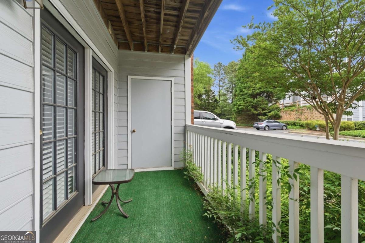 812 Vinings Forest Lane Smyrna - Photo 25