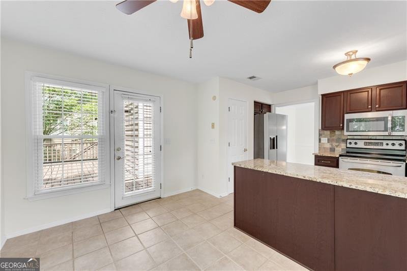 8910 Club River Drive Roswell - Photo 15