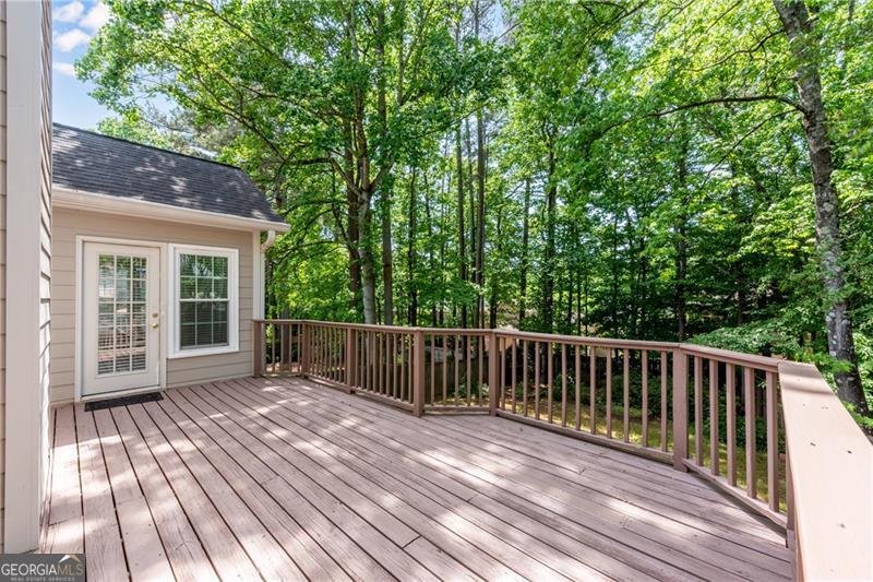 8910 Club River Drive Roswell - Photo 33