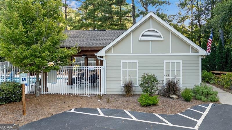 8910 Club River Drive Roswell - Photo 37