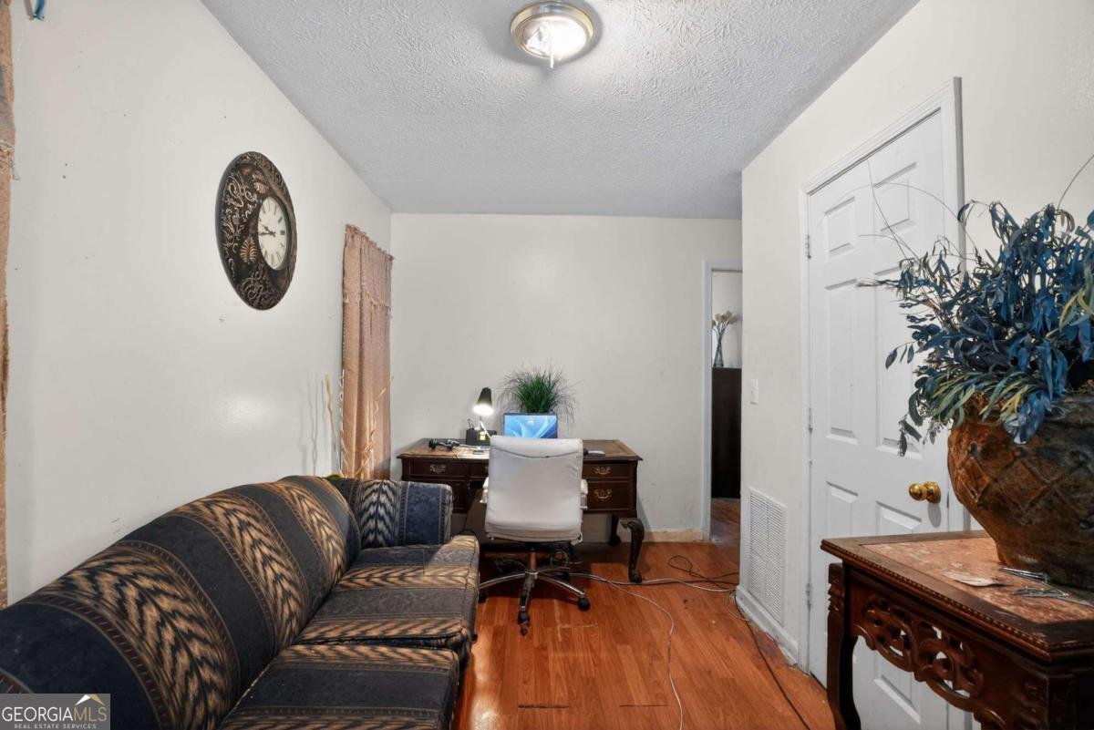 435 Burdett Ridge Court Atlanta - Photo 18