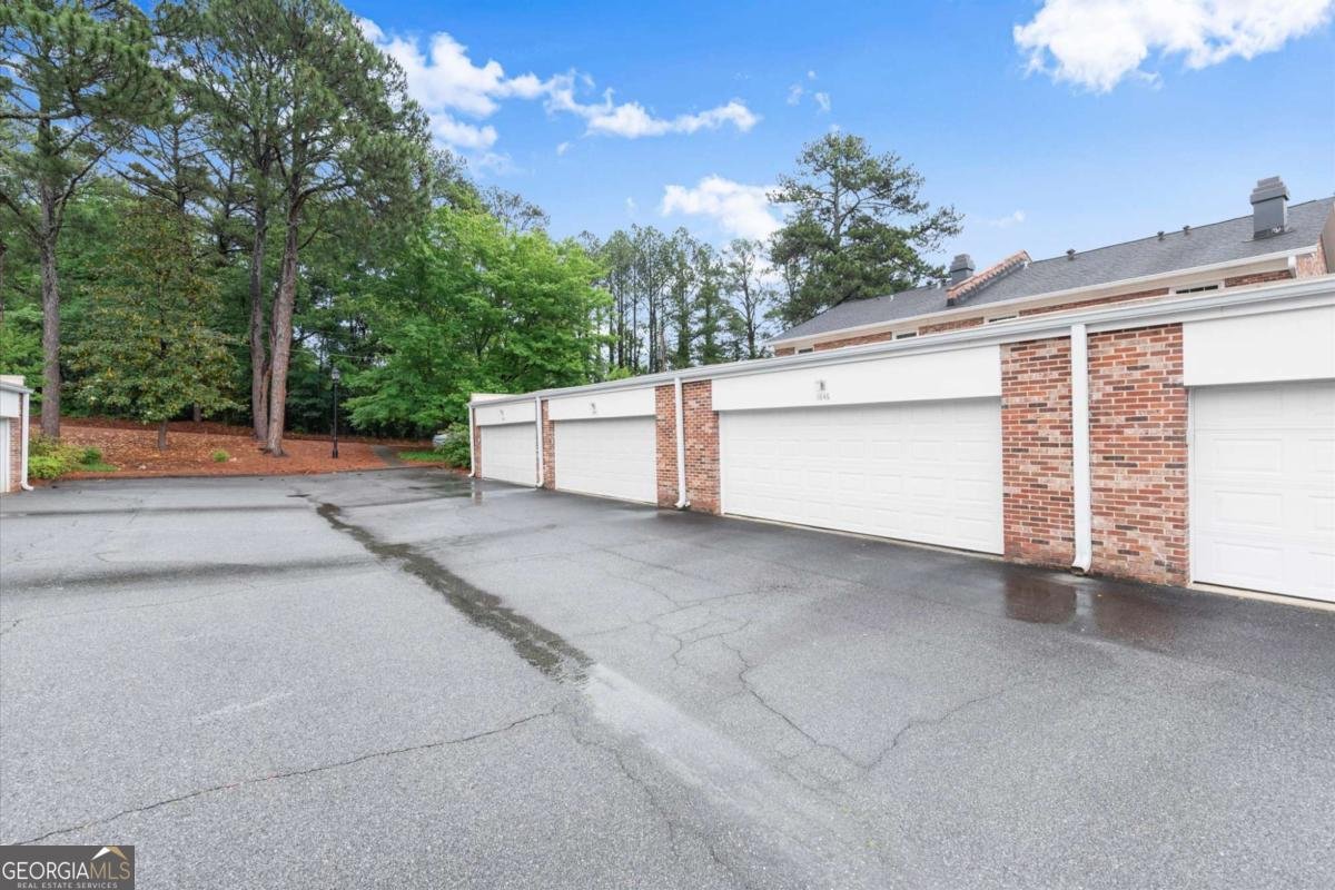 1646 Executive Park Lane Brookhaven - Photo 38