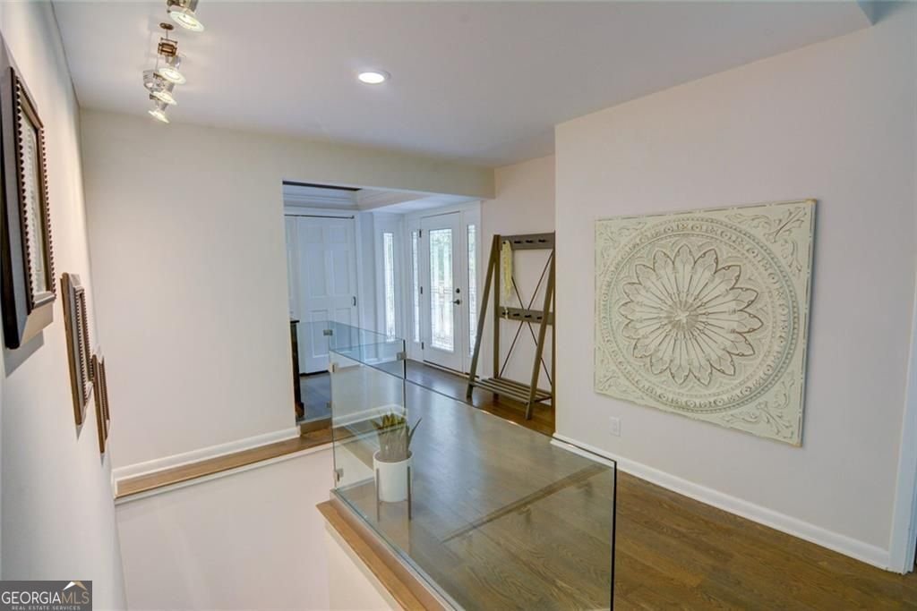6090 Weatherly Drive Sandy Springs - Photo 12