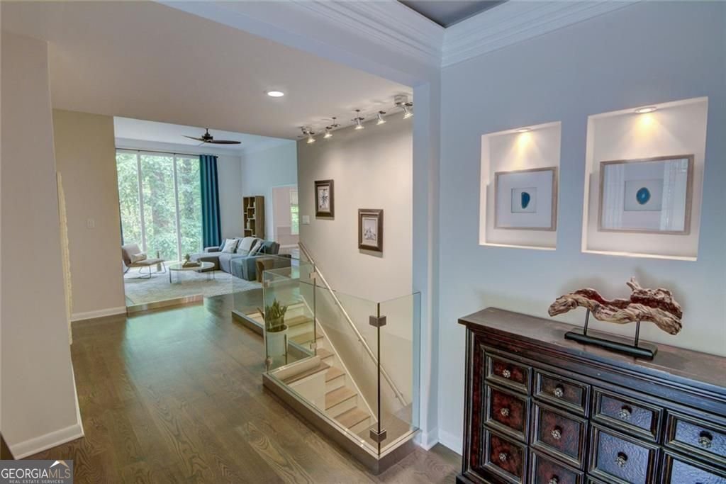 6090 Weatherly Drive Sandy Springs - Photo 13