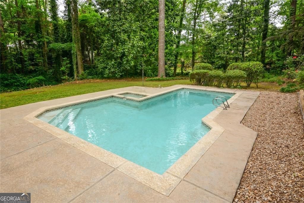 6090 Weatherly Drive Sandy Springs - Photo 51