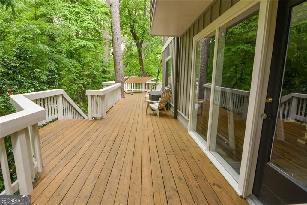 6090 Weatherly Drive Sandy Springs - Photo 56