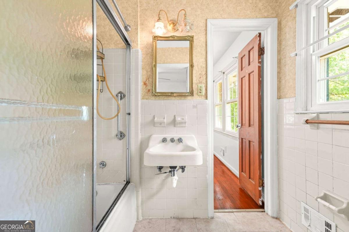 972 Bingham Lane Stone Mountain - Photo 32