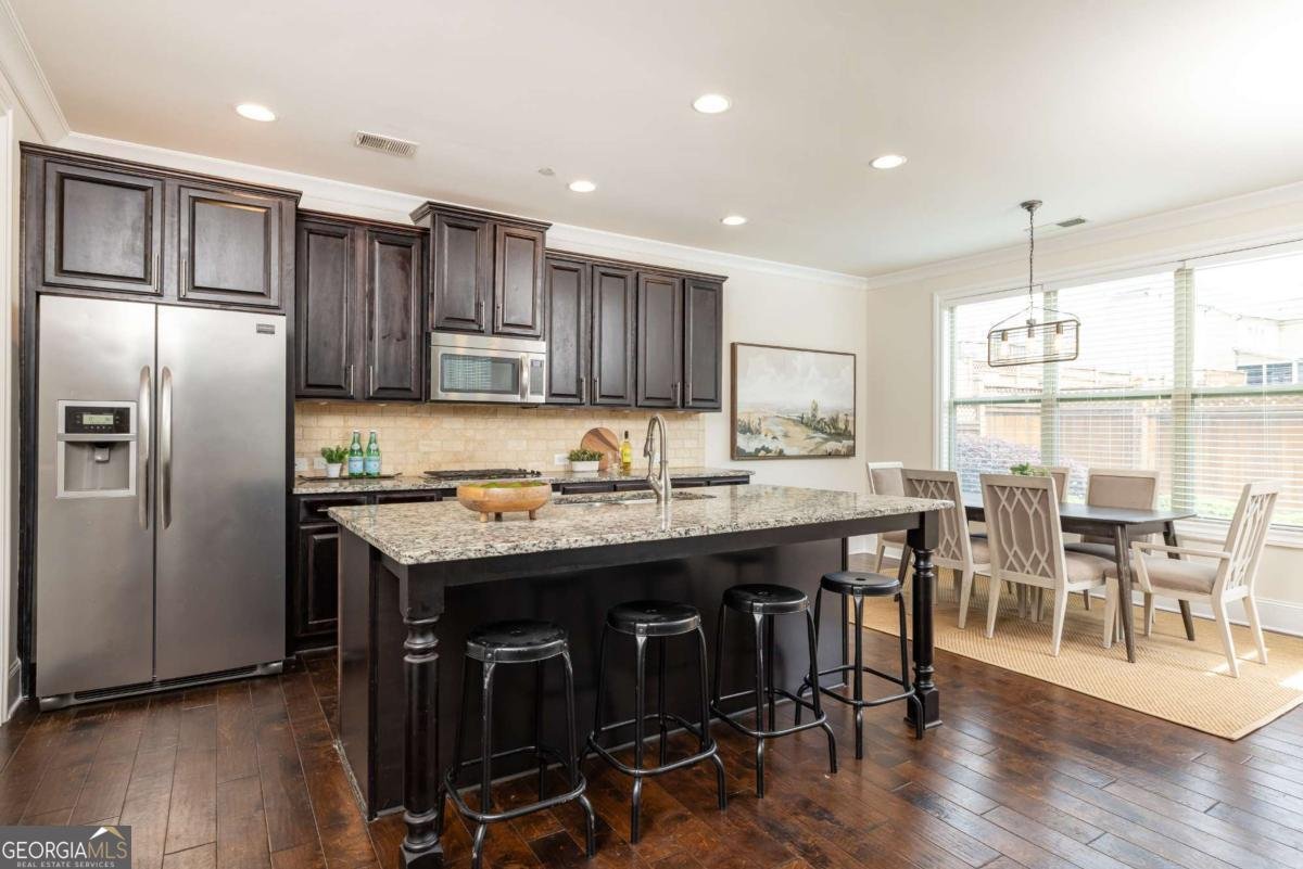 7595 Stoneridge Drive Atlanta - Photo 13
