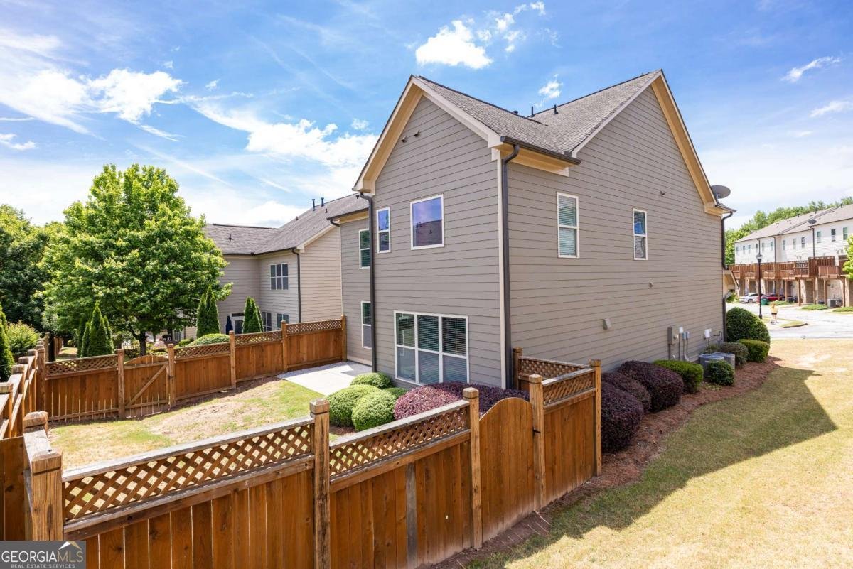 7595 Stoneridge Drive Atlanta - Photo 36