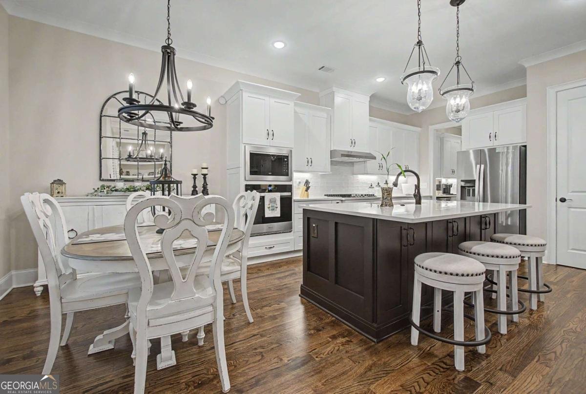 300 Trecastle Lane Canton - Photo 9