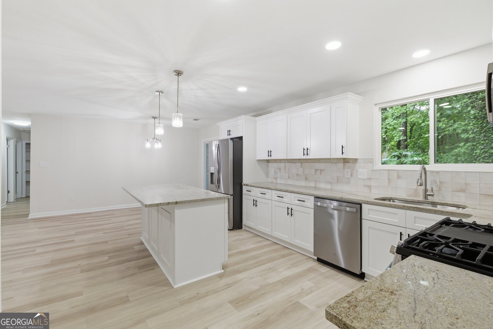 5006 Galbraith Circle Stone Mountain - Photo 12