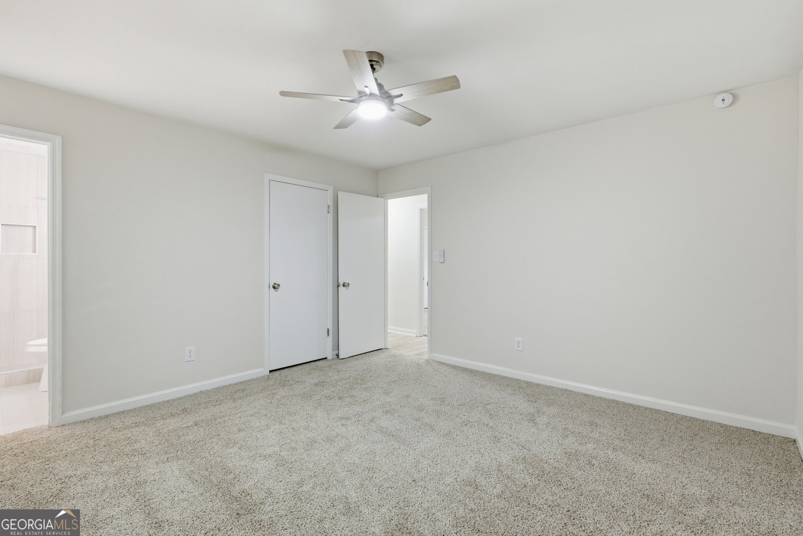 5006 Galbraith Circle Stone Mountain - Photo 15
