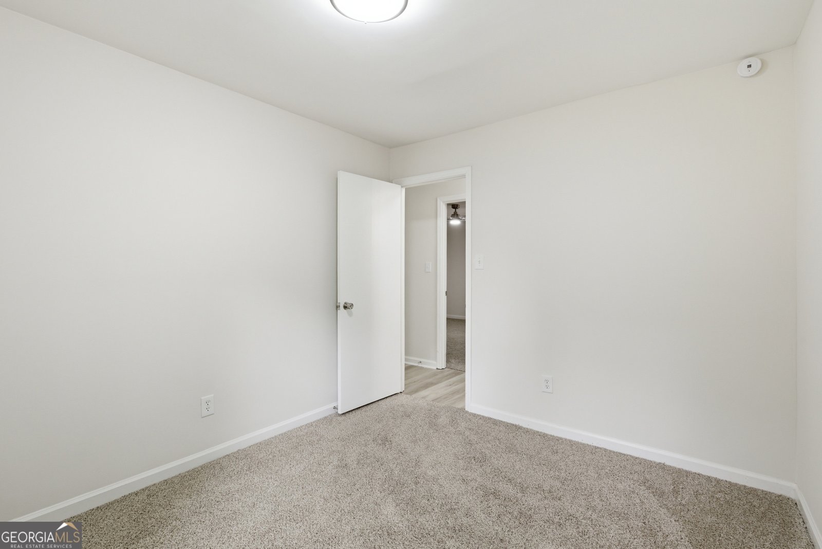 5006 Galbraith Circle Stone Mountain - Photo 19