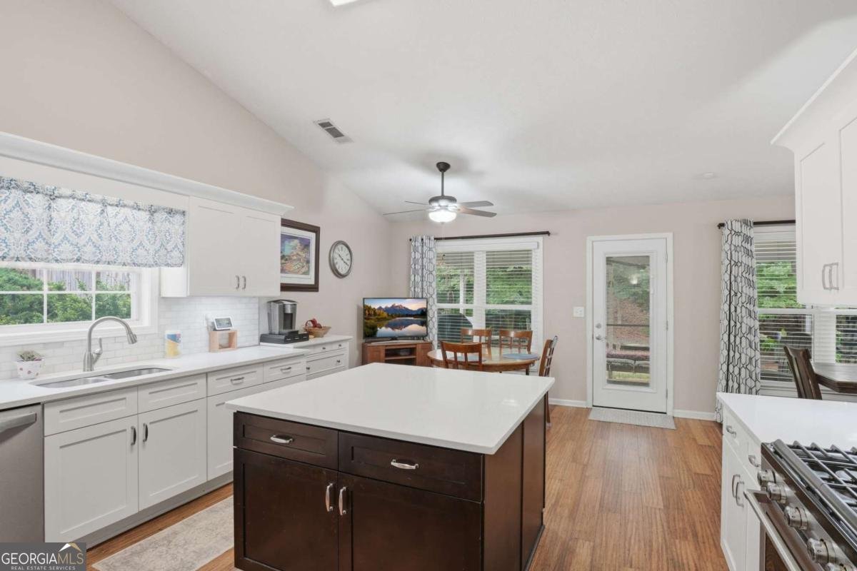 682 Fairmont Park Drive Dacula - Photo 11