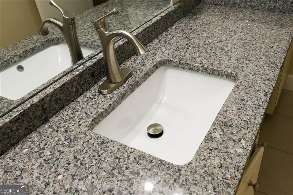 676 Elam Forest Court Stone Mountain - Photo 28