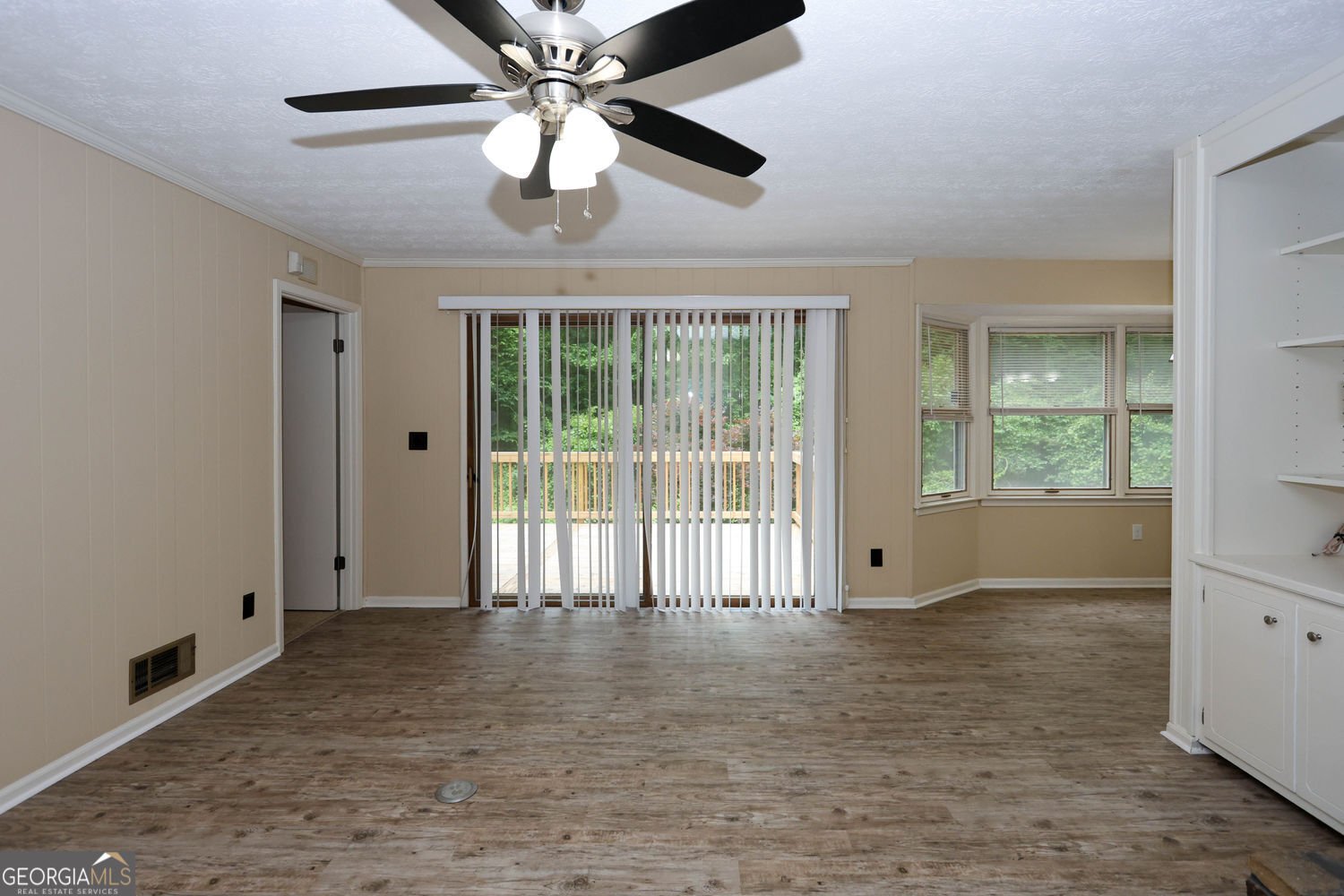 676 Elam Forest Court Stone Mountain - Photo 32