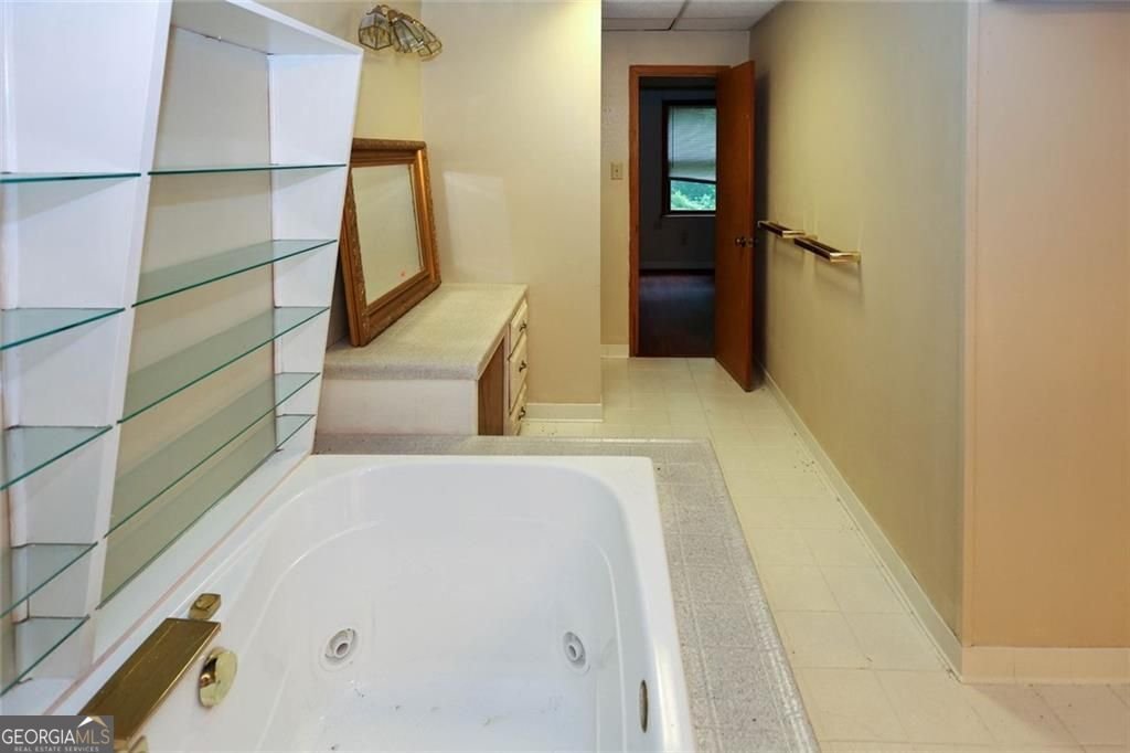 676 Elam Forest Court Stone Mountain - Photo 39