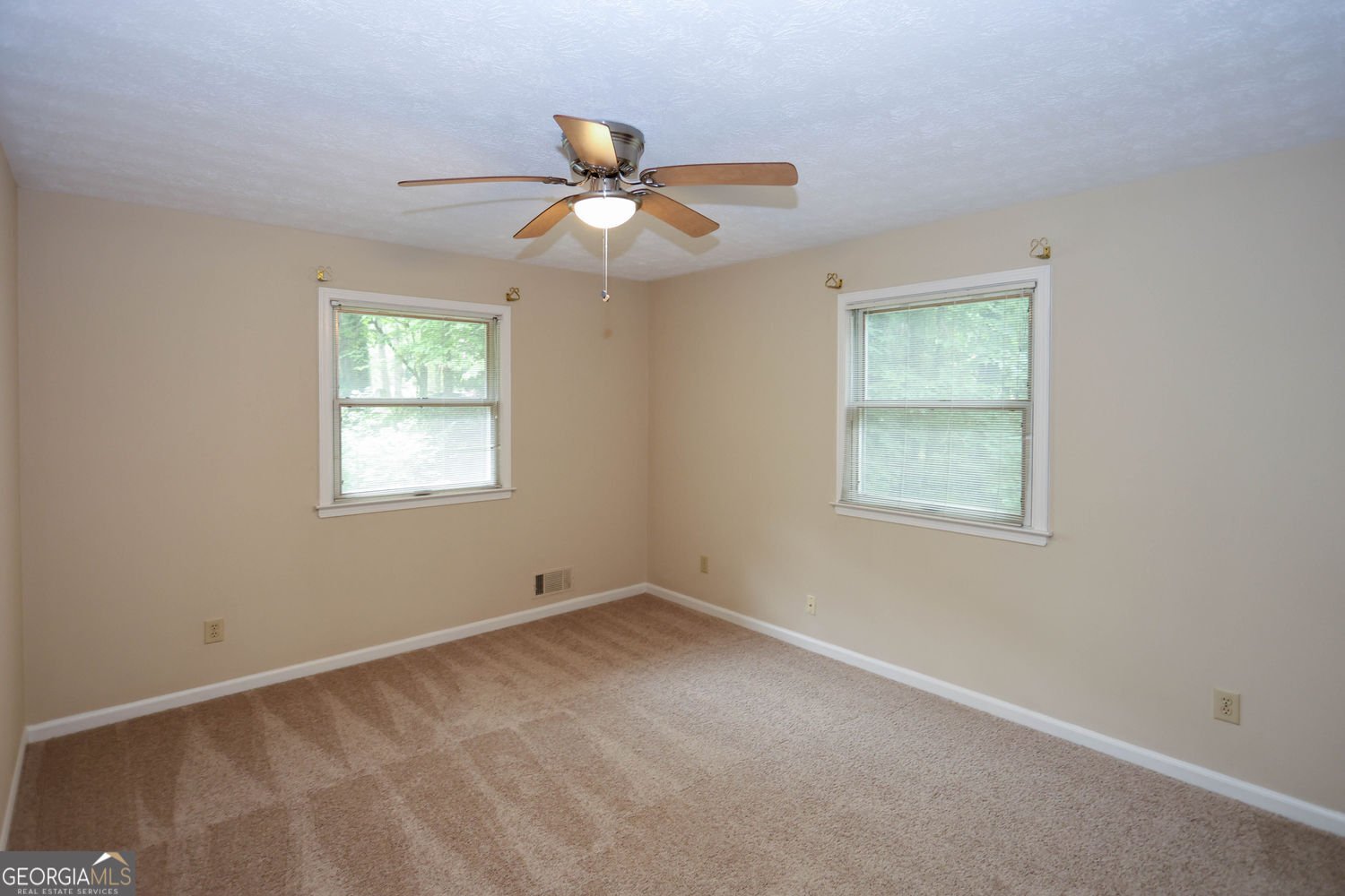 676 Elam Forest Court Stone Mountain - Photo 52