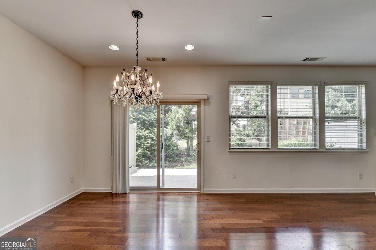 2162 Crestridge Trail Atlanta - Photo 15