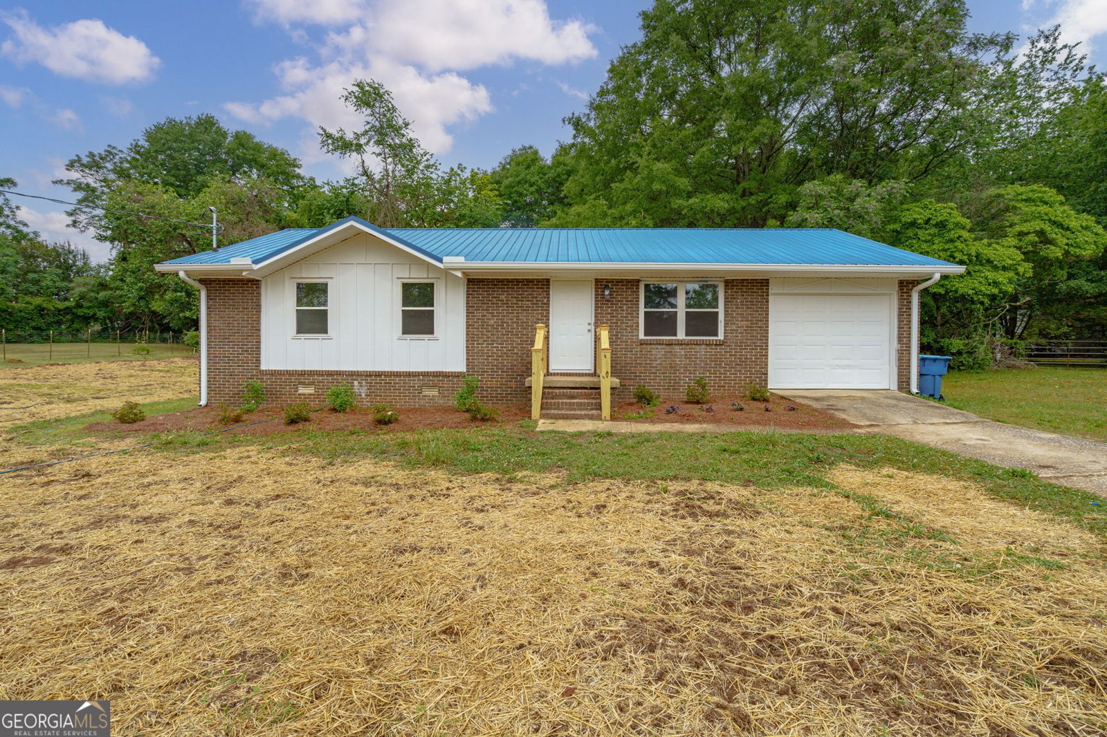 185 Berry Drive Athens - Photo 1