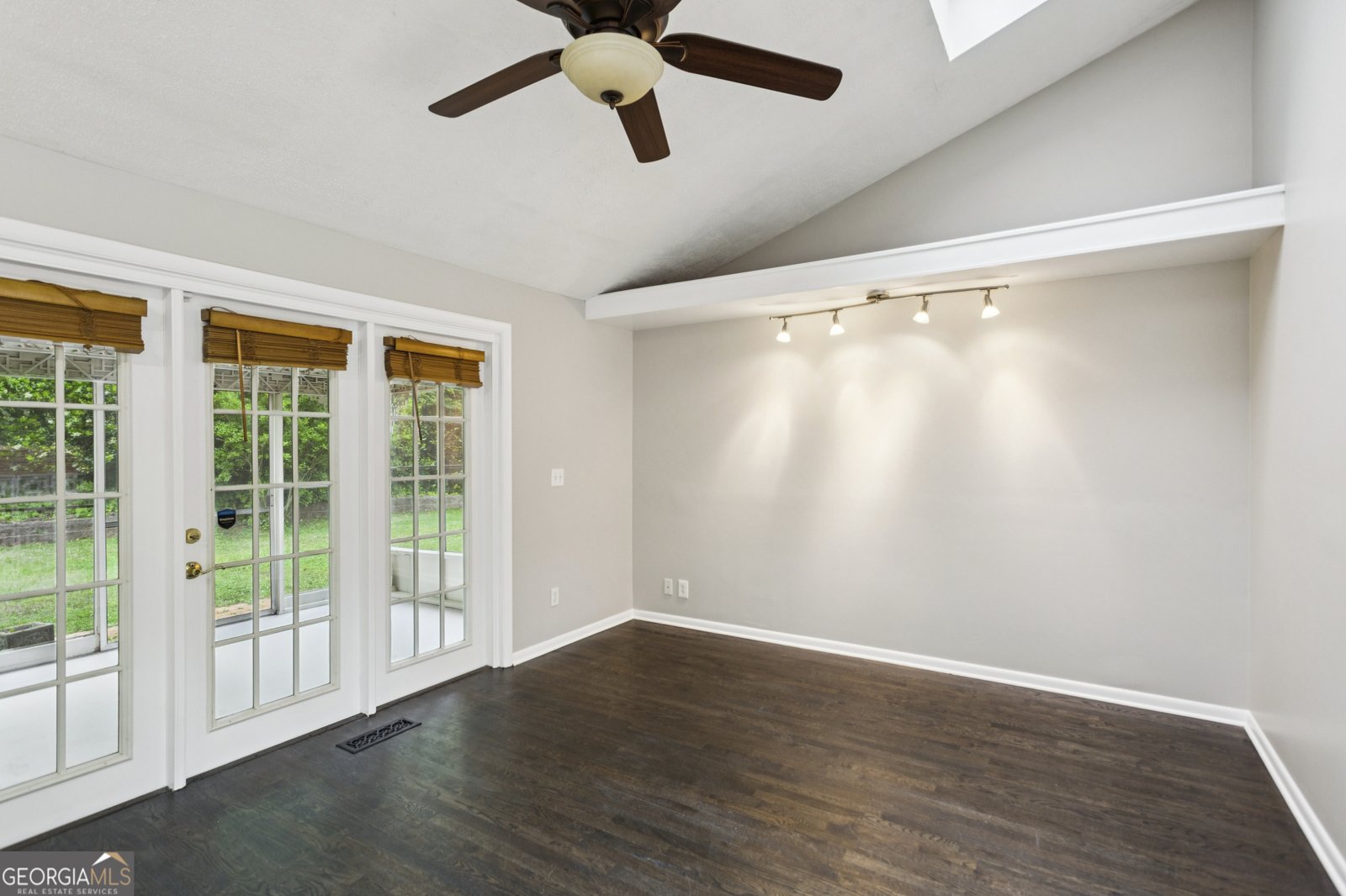 667 Brookline Drive Marietta - Photo 15