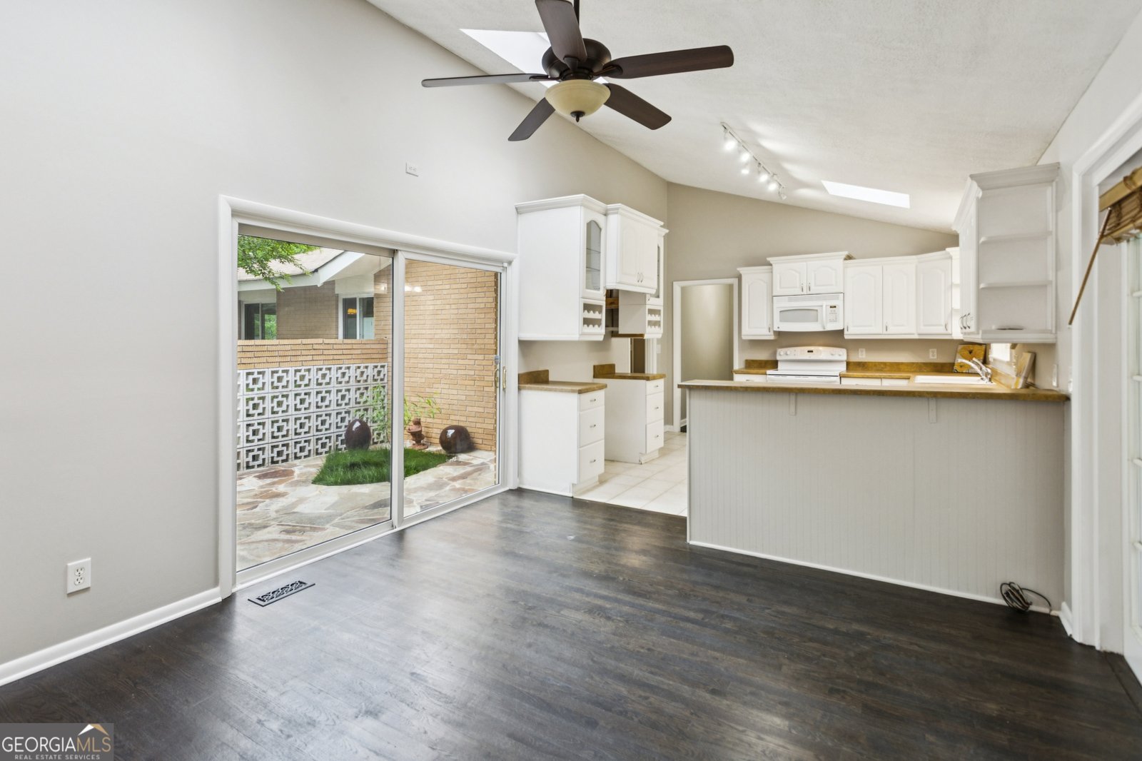 667 Brookline Drive Marietta - Photo 16