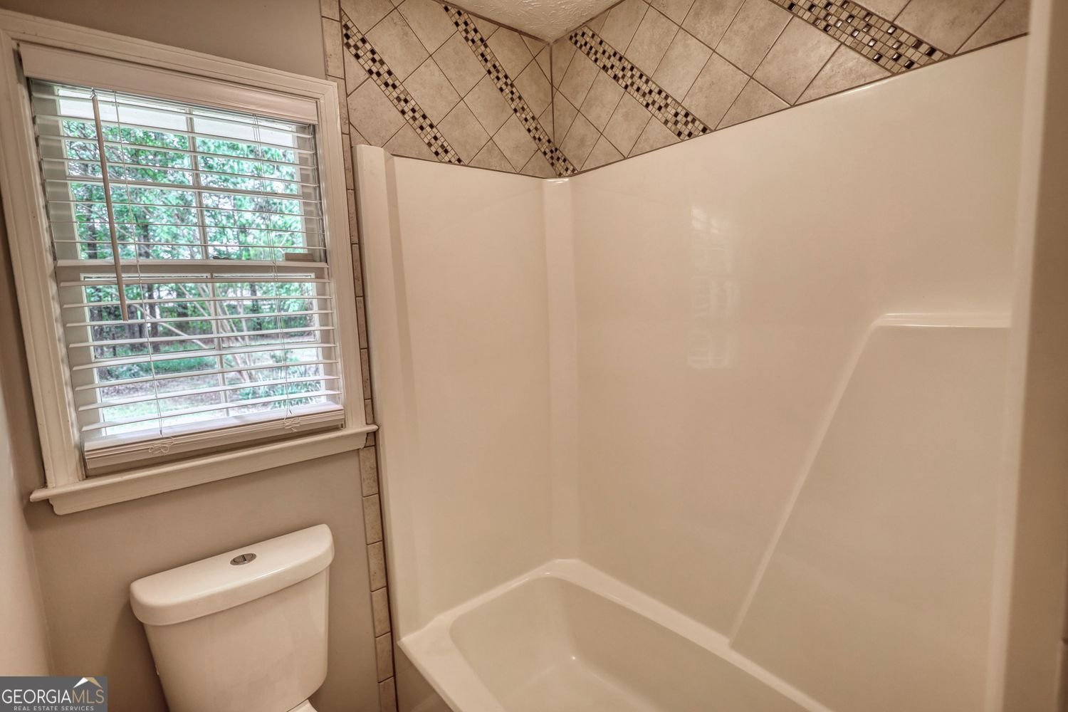 4000 Grove Trail Loganville - Photo 34