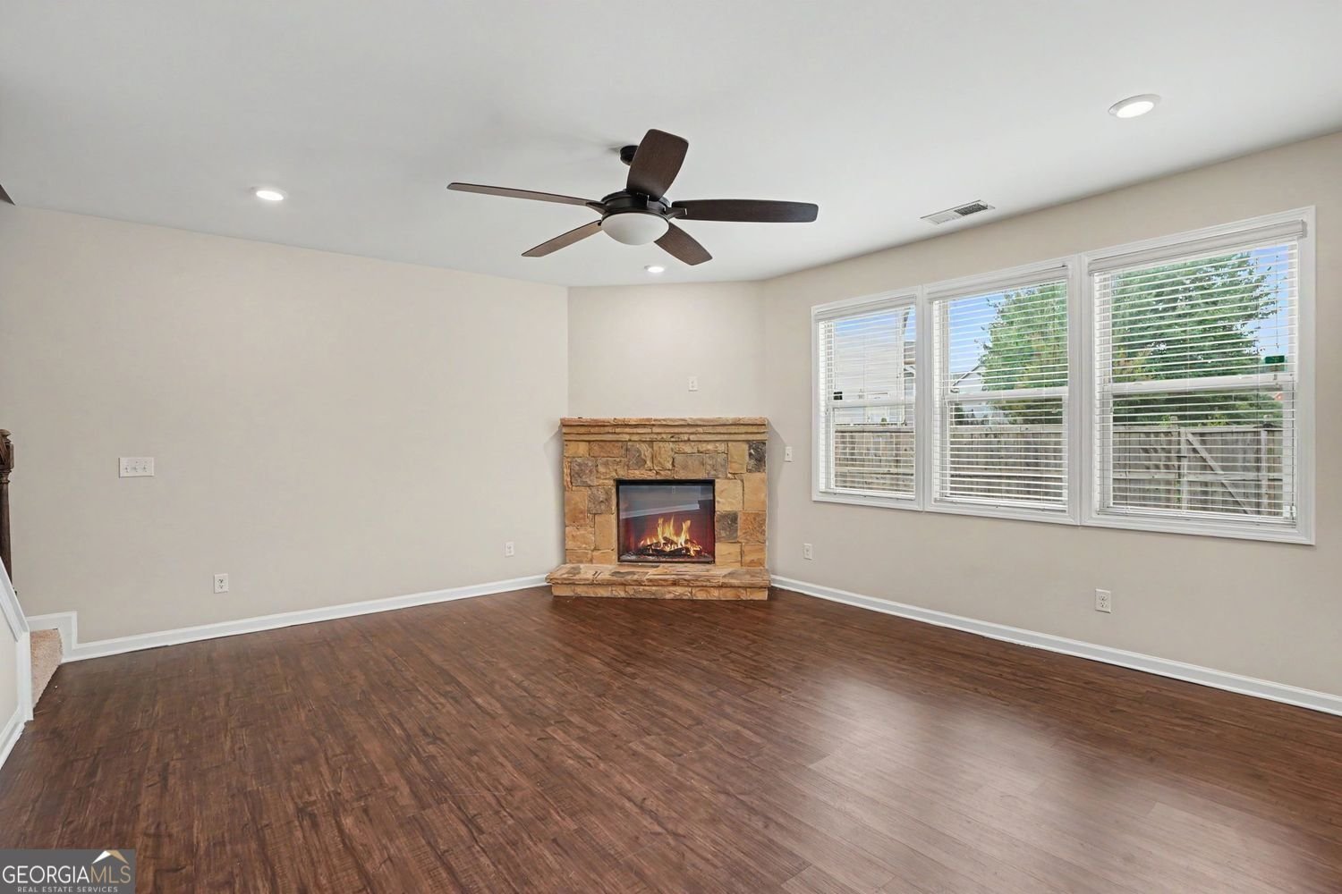 395 Meeting Street McDonough - Photo 8