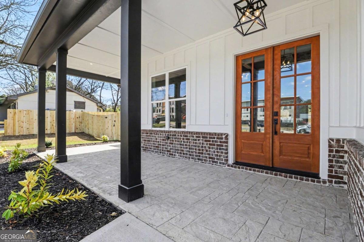 1031 Grayson Highway Lawrenceville - Photo 8