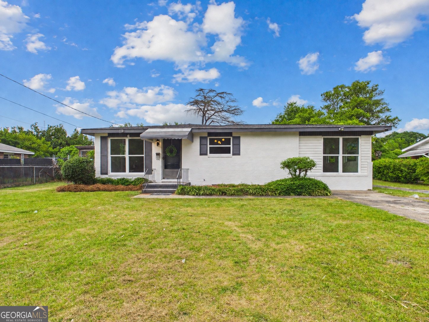 118 Meadowcliff Circle Warner Robins - Photo 1