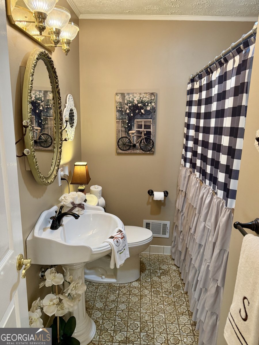 3195 Woodview Drive Smyrna - Photo 35