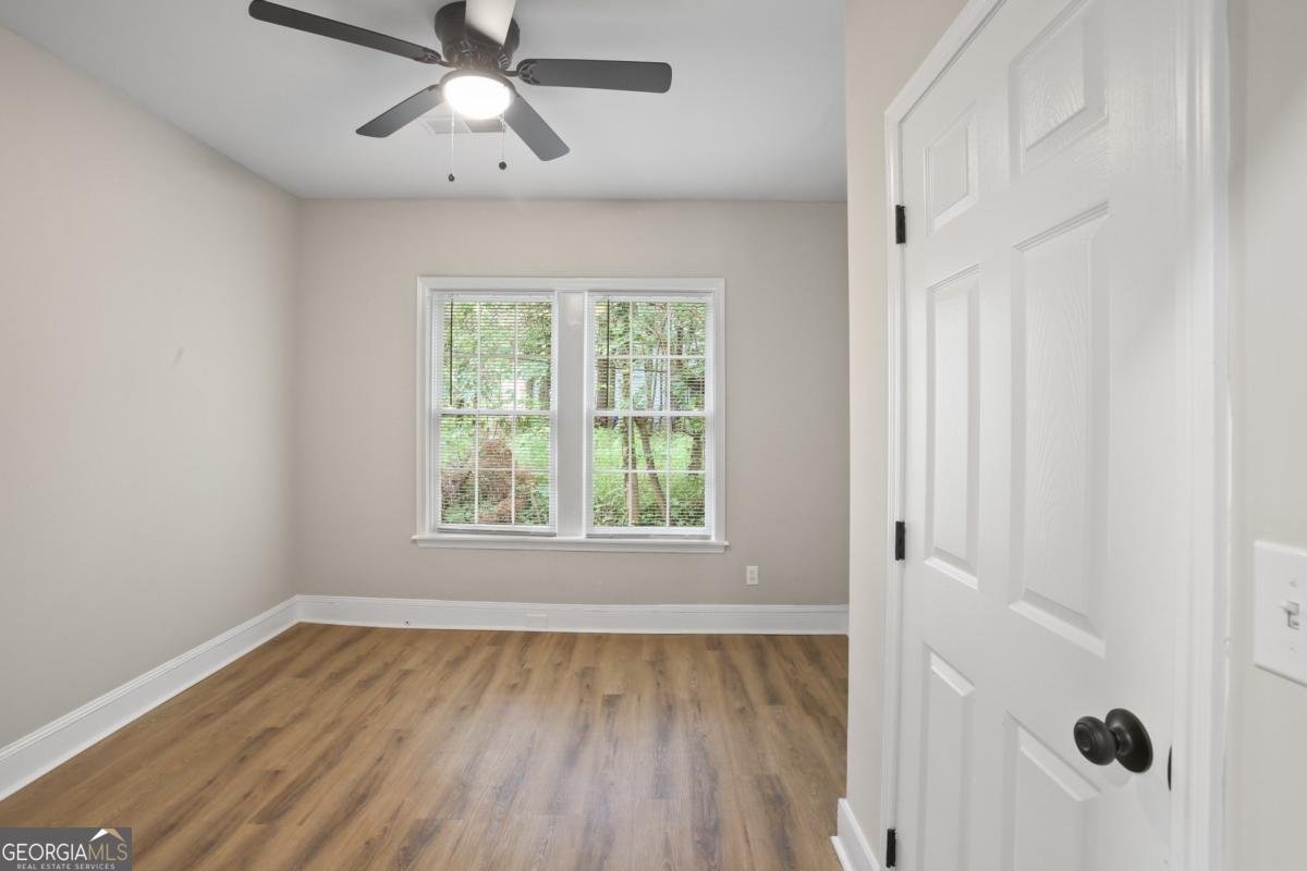 556 Holly St Atlanta - Photo 6