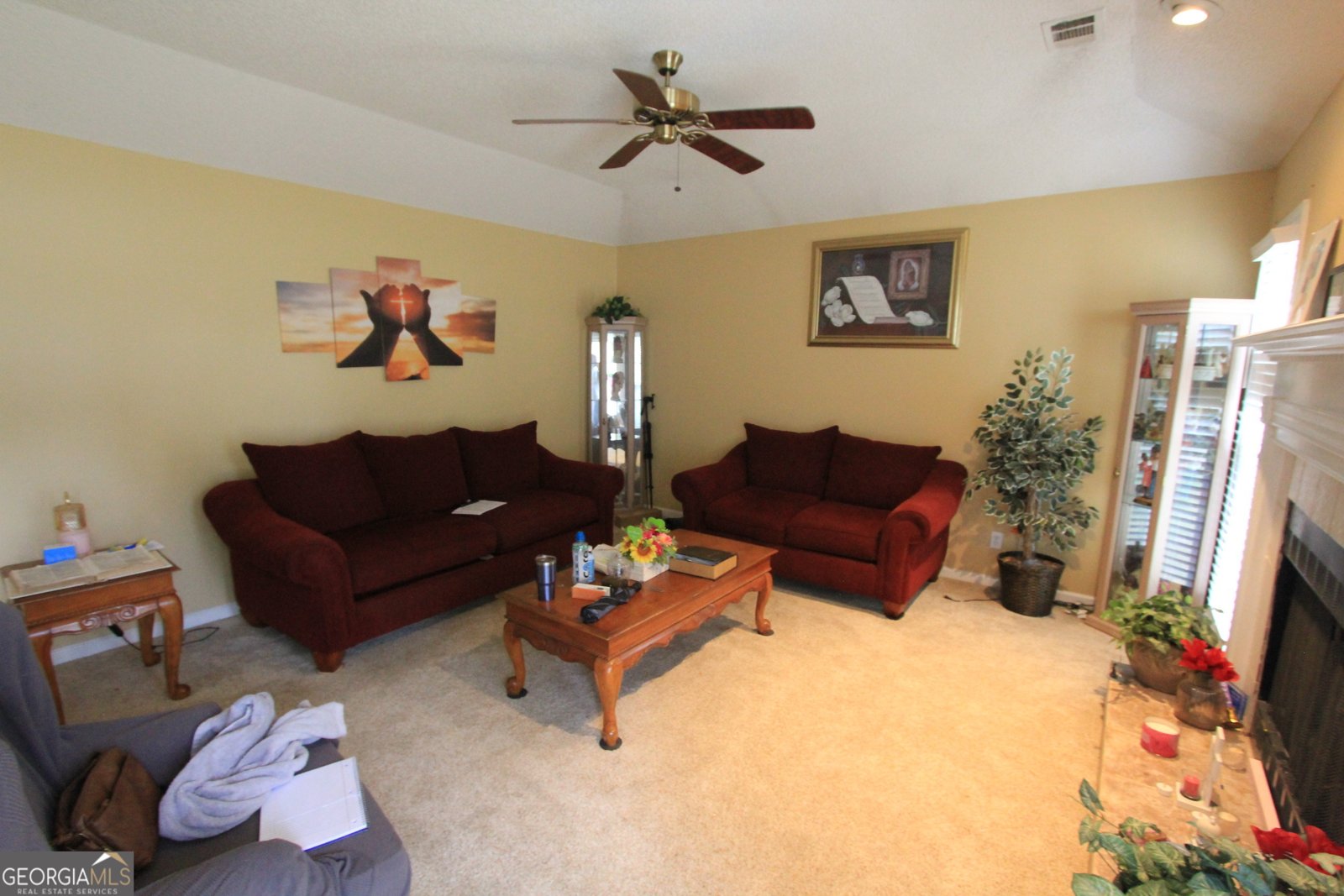 Photo 3