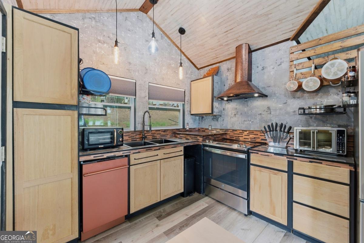 1000 Victoria Landing Drive Woodstock - Photo 12