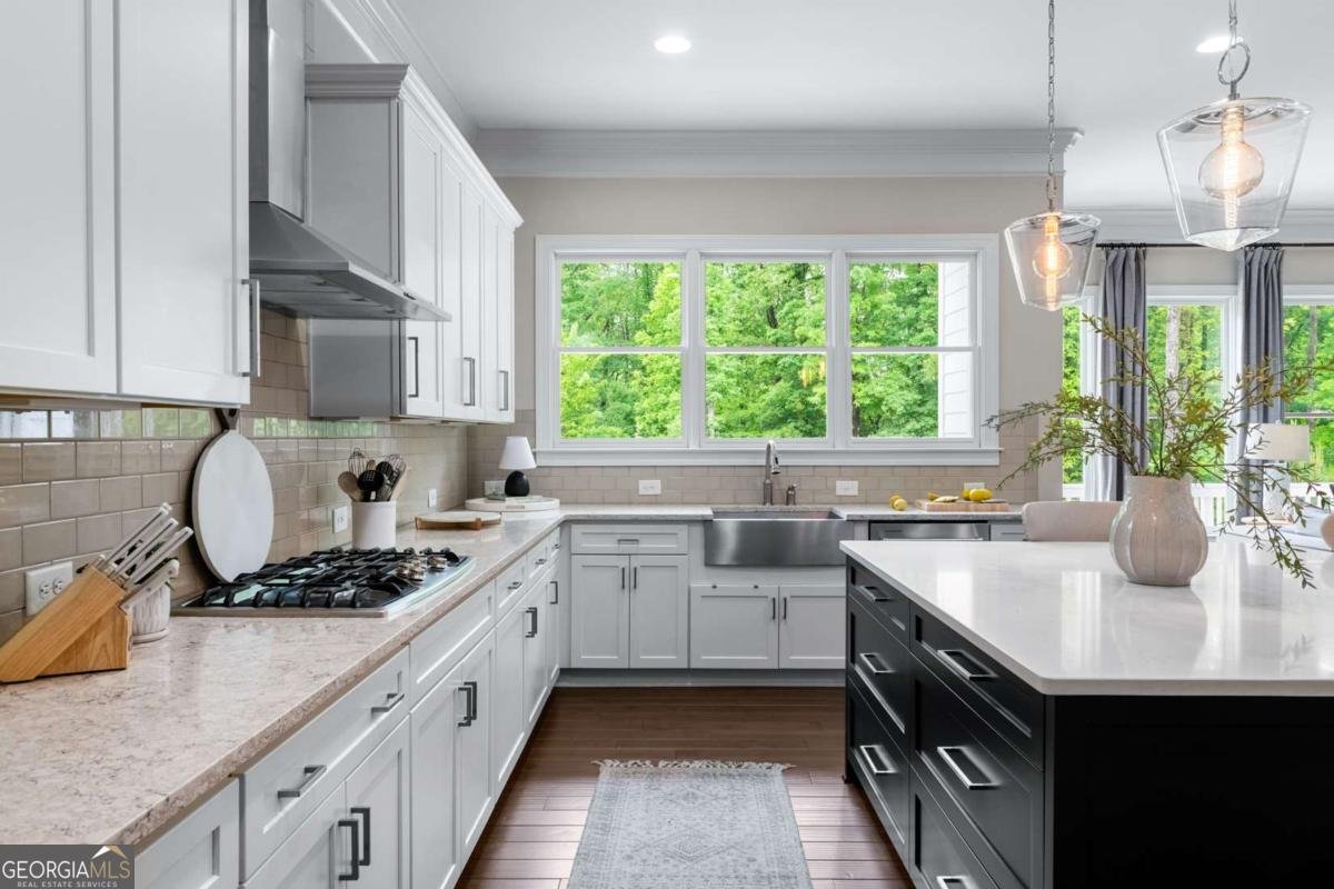 4540 Hawthorne Court Milton - Photo 24