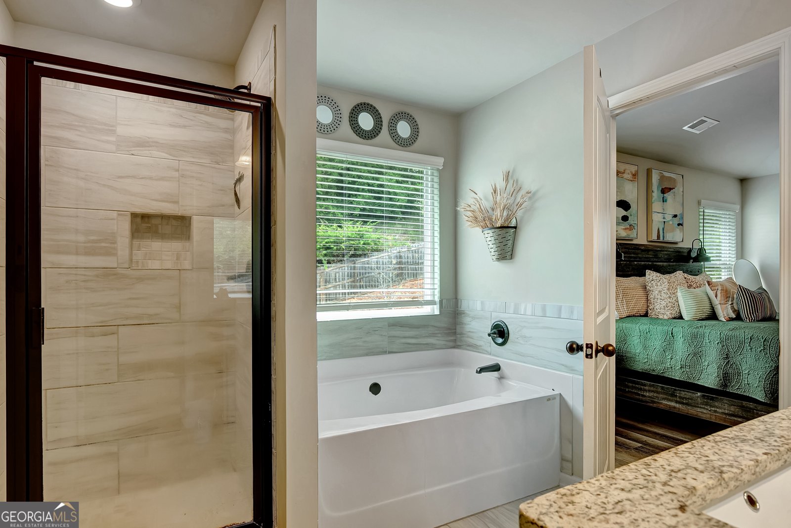 61 Pacific Avenue Sharpsburg - Photo 33