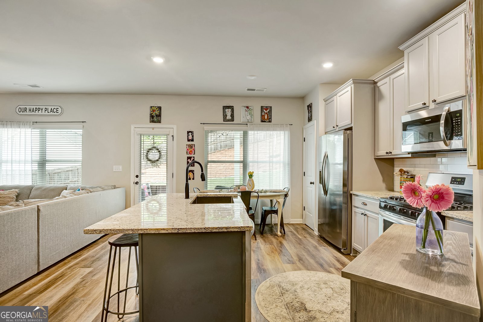 61 Pacific Avenue Sharpsburg - Photo 9