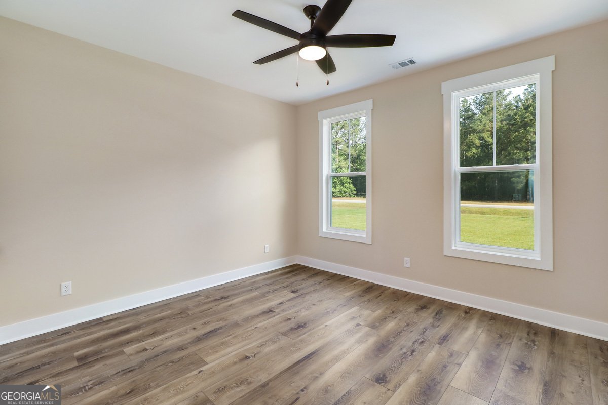 100 Roberts Road Springfield - Photo 12