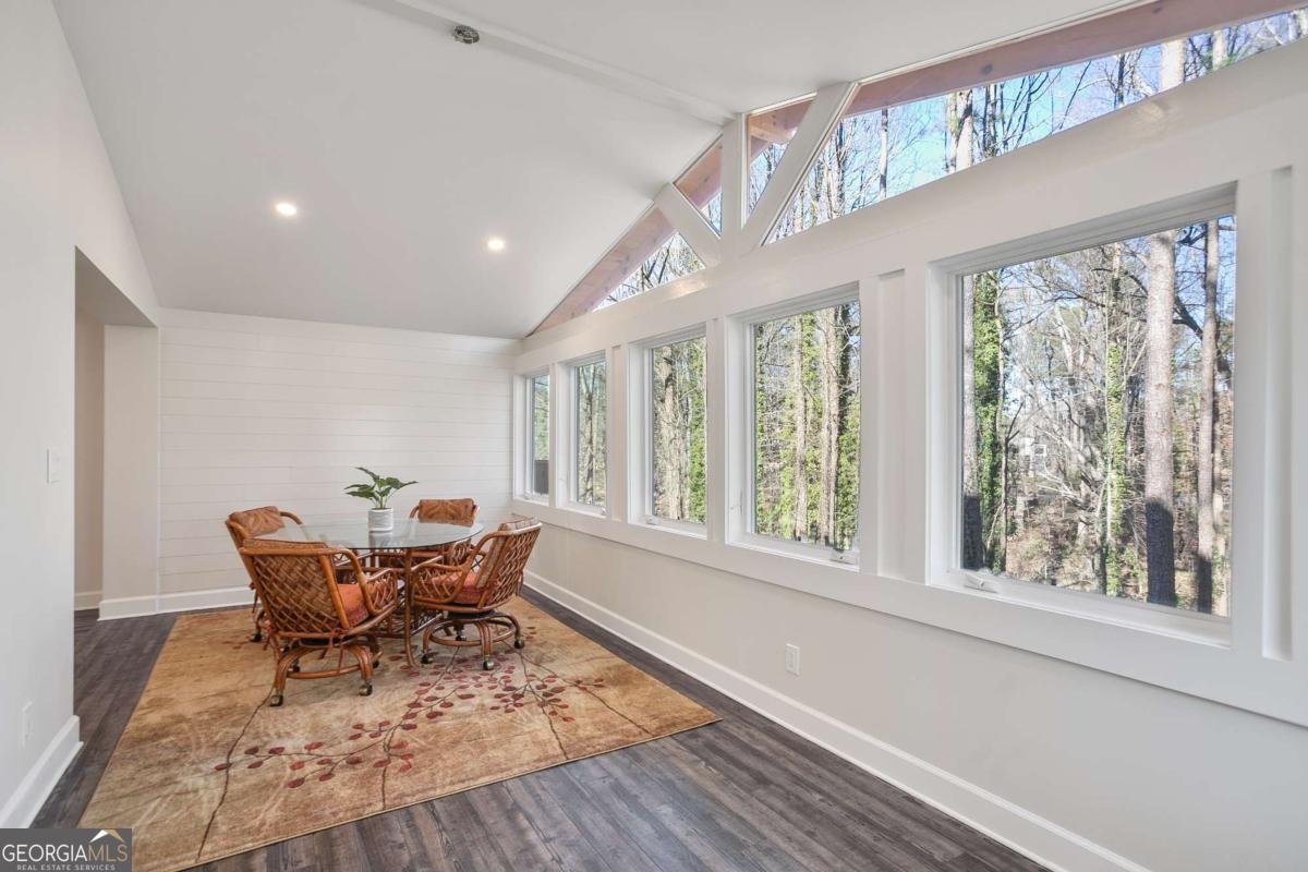 734 Olde Towne Lane Marietta - Photo 7