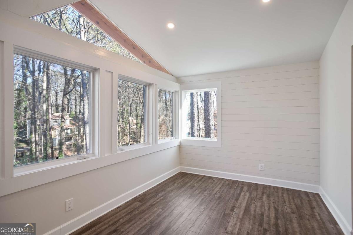 734 Olde Towne Lane Marietta - Photo 9