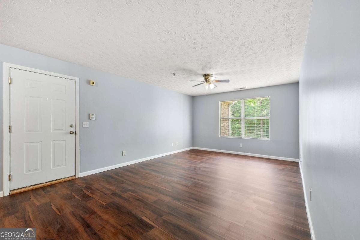 3247 Fairington Drive Lithonia - Photo 6