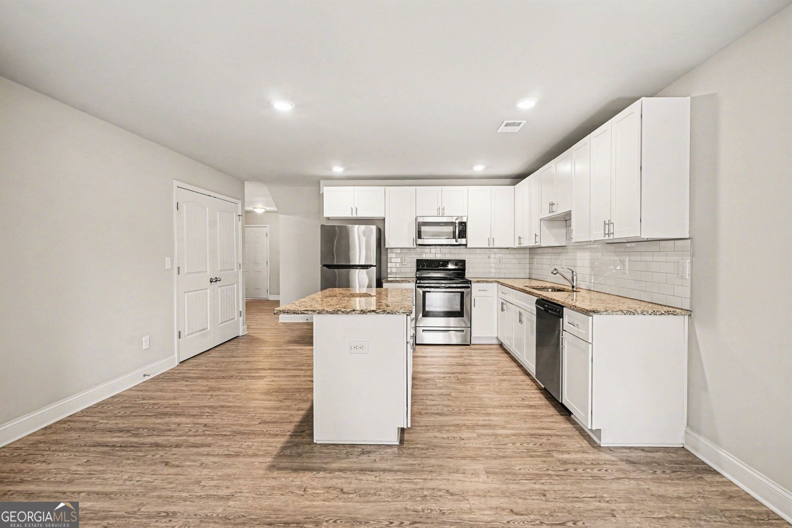 255 Dove Place Social Circle - Photo 7