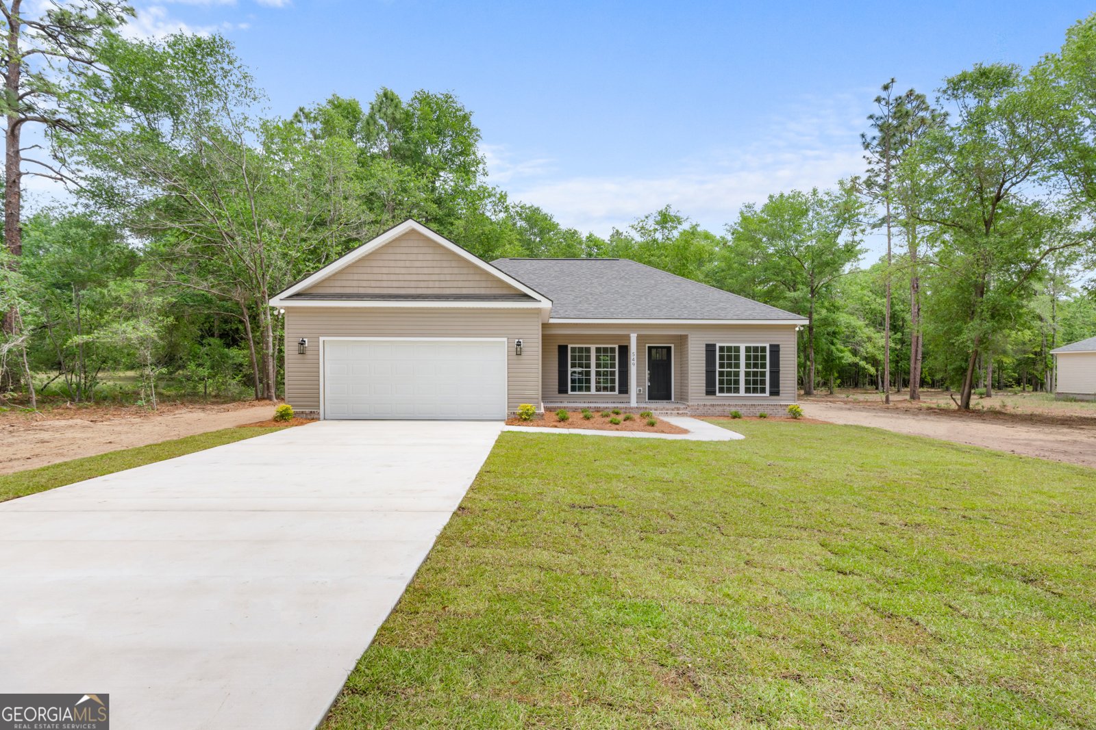 549 Oakwood Drive Statesboro - main photo